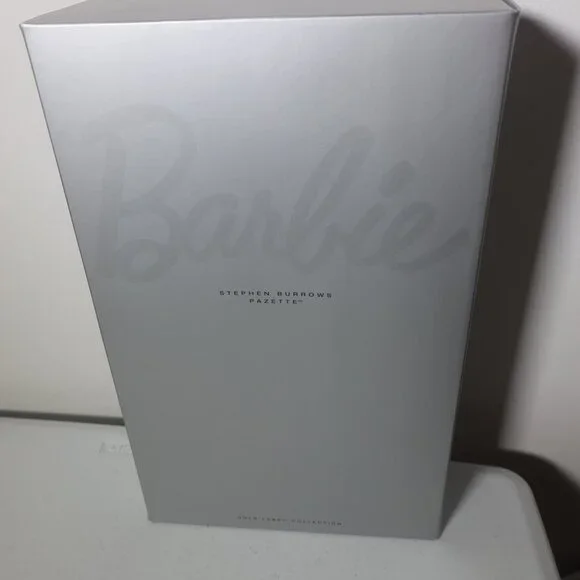 Stephen Burrows Pazette Barbie Doll - W3459 Mattel - Gold Label - Picture 3 of 10